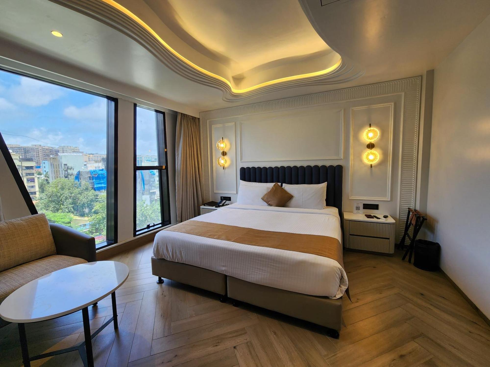 Dragonfly Hotel - The Art Hotel Мумбай Екстериор снимка