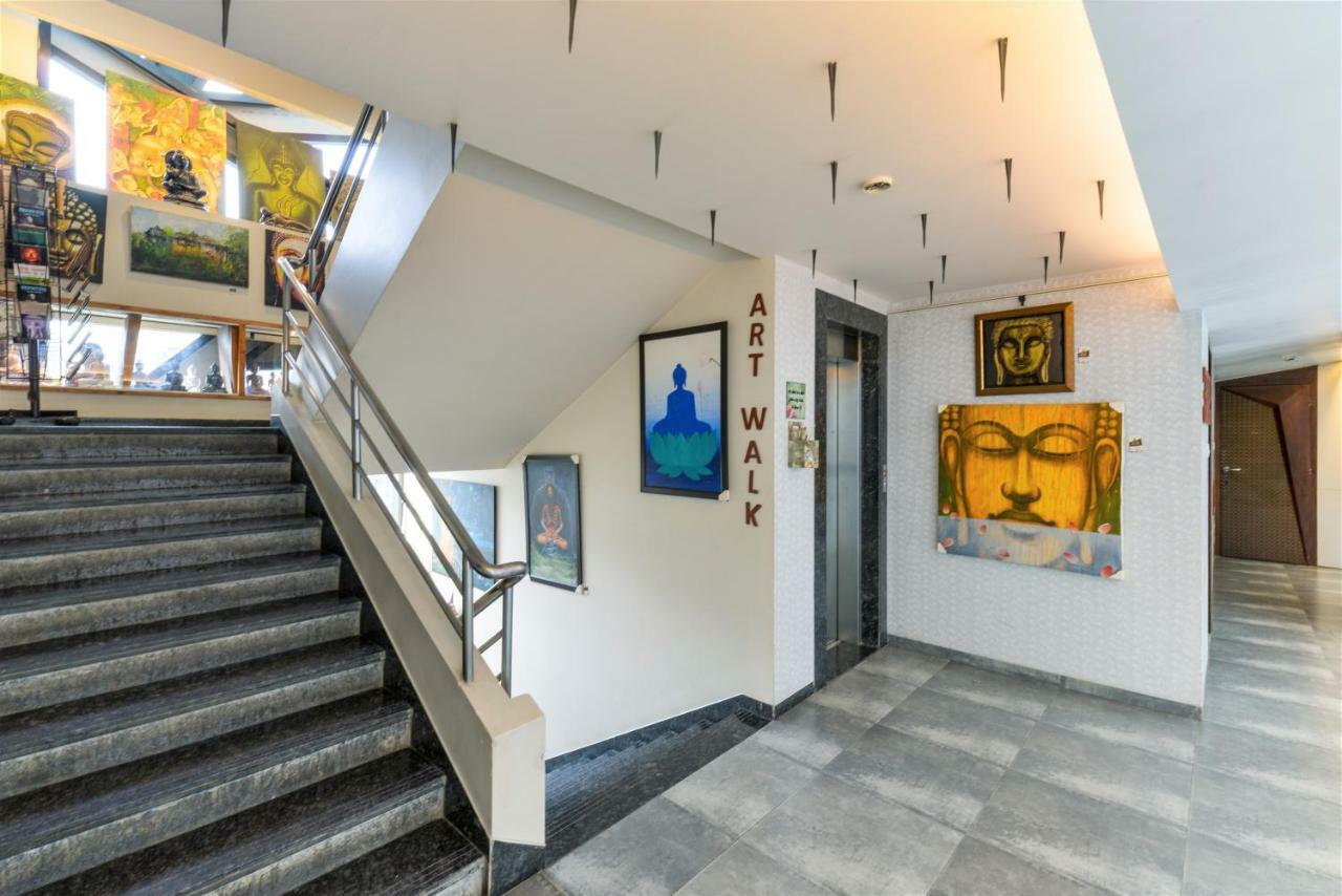 Dragonfly Hotel - The Art Hotel Мумбай Екстериор снимка